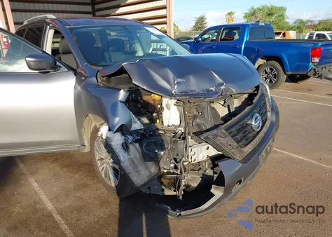 2018 Nissan Pathfinder S из США, поврежденный, VIN 5N1DR2MN1JC653666